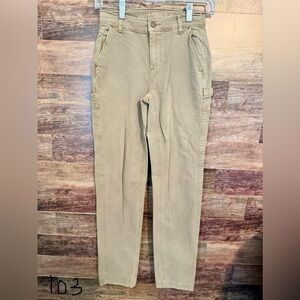 American Eagle, High Rise Straight, Size 00
#0103